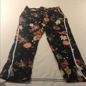 Anthropologie Farm rio crop pants small new 🌟🌟